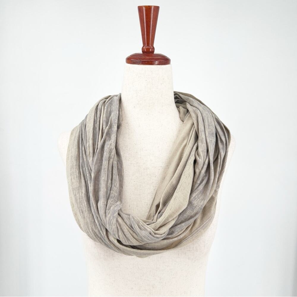 Lululemon Twist and Shout Infinity Scarf Ambient Gray
